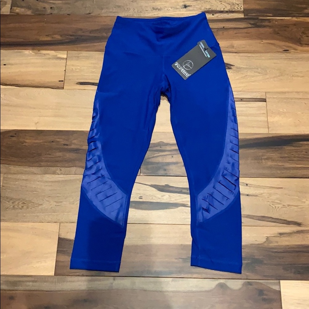 90 Degree by Reflex High Waisted Capri Leggings XS